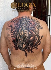 tatuaje logia barcelona tattoo gustavo lesmes dragon